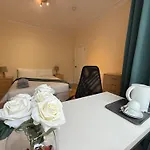 Affordable, Cozy And Beautiful Rooms In Hammersmith
